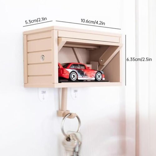 Space-saving wall wooden key holder