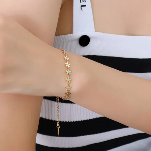 Titanium steel golden Bracelet - Image 3