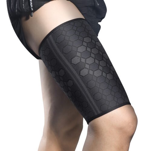 Knitted nylon thigh protector for cycling